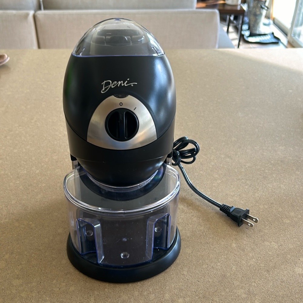 Deni Automated Ice Crusher Electric